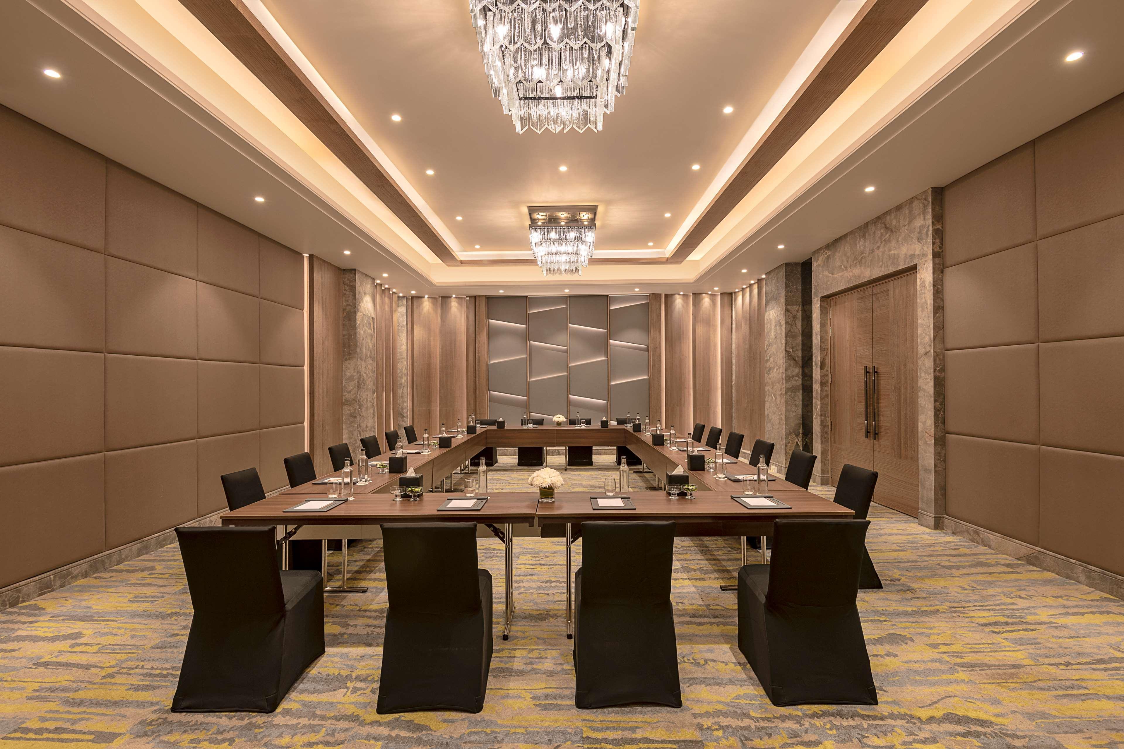 Radisson Mumbai Andheri Midc Экстерьер фото Meeting room