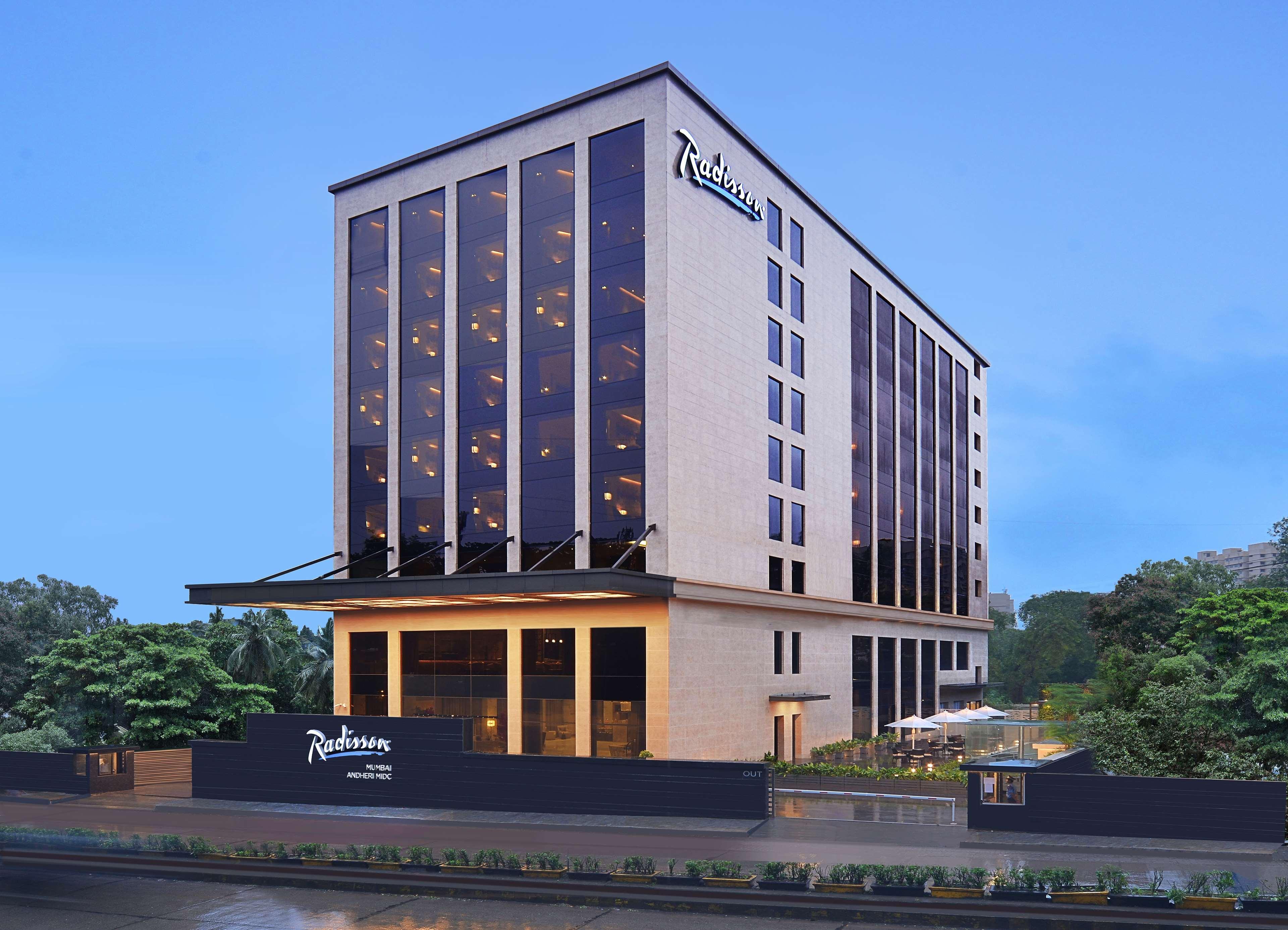 Radisson Mumbai Andheri Midc Экстерьер фото Radisson Blu Hotel, Kathmandu