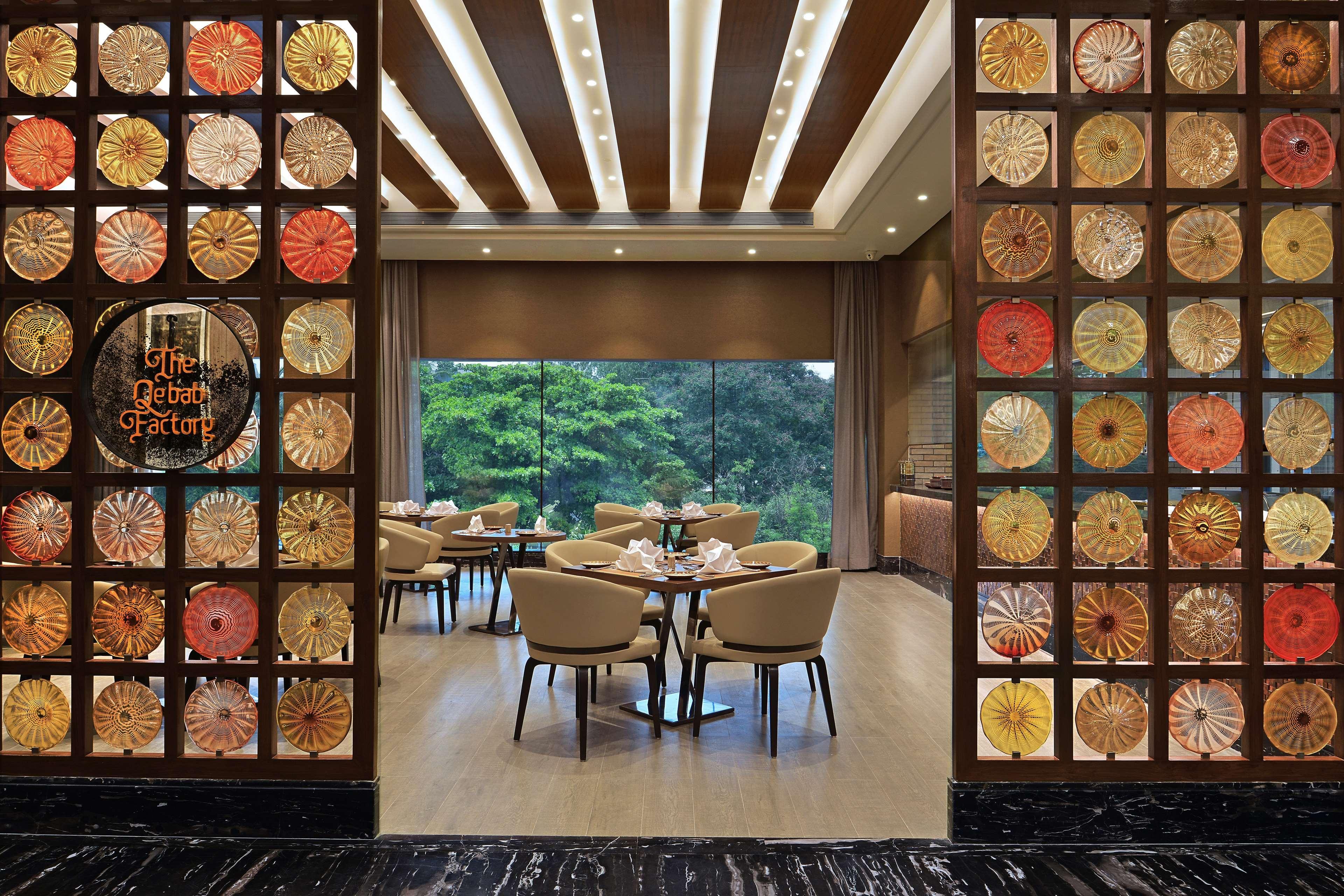 Radisson Mumbai Andheri Midc Экстерьер фото The Good Story
